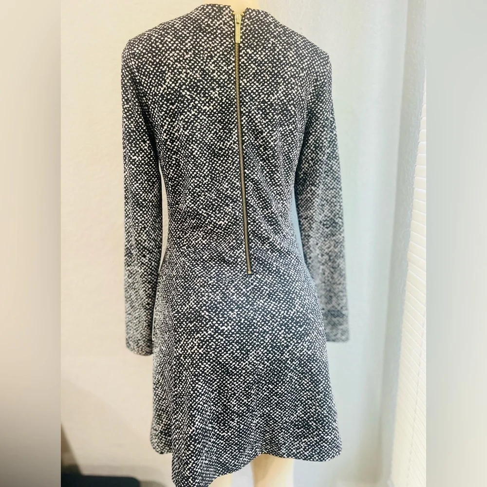 Michael Kors Blo/Wht Flare Skirt dress size 4